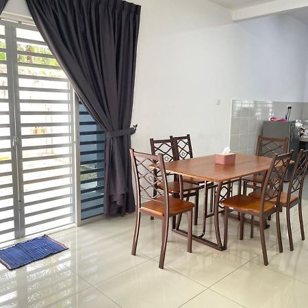 3Min To Beach Port Dickson Happy Homestay 15Pax Bagian luar foto